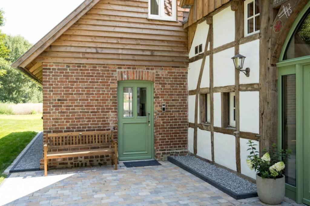 Zum Heuerling Ferienwohung Im Alten Stall Mit Sauna Versmold Buitenkant foto